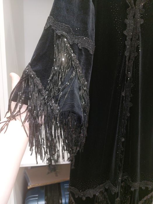 Очень шикарная Абая одевала один