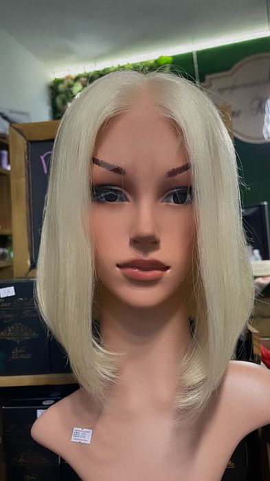 Дамски перуки от естествен косъм