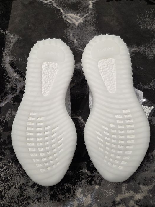 Adidas Yeezy 350 v2