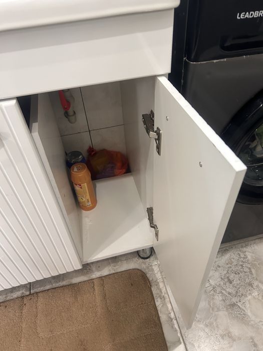 Раковина с тумбой продается