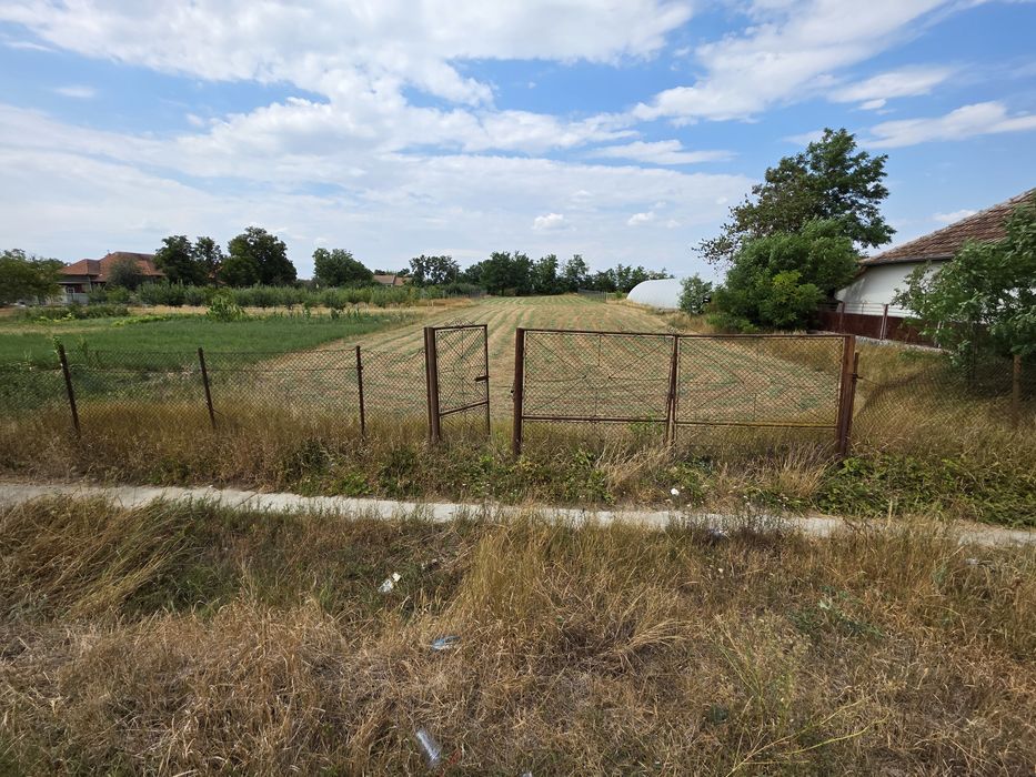 Teren intravilan central Sânnicolau Roman