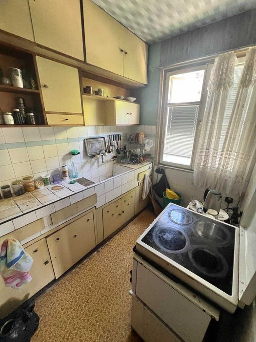 Продава се Четиристаен апартамент в Търговище, Център - 110 кв.м за 1020 €/кв.м - Снимка #2