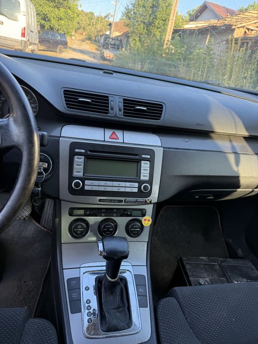 VW passat b6 2.0FSI само на части