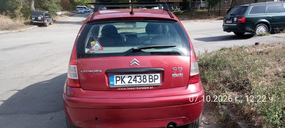 Автомобил Ситроен С3