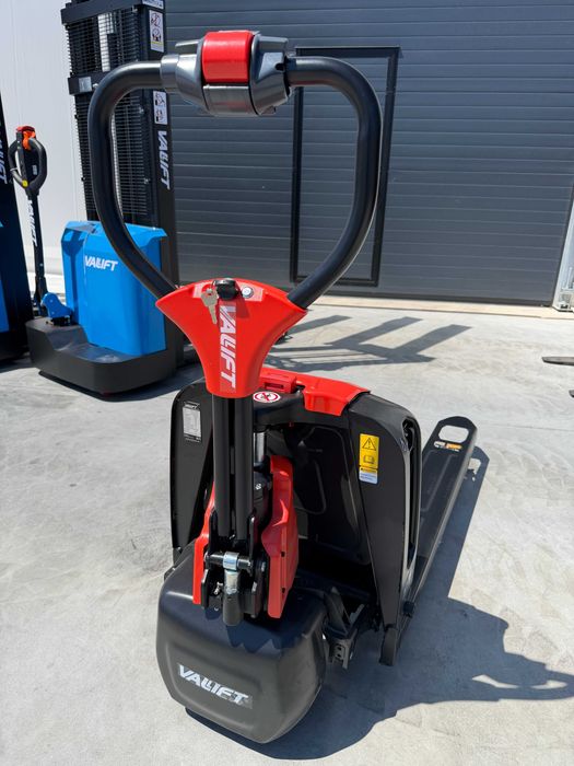 Transpaleta electrica Li-ion 1,5T