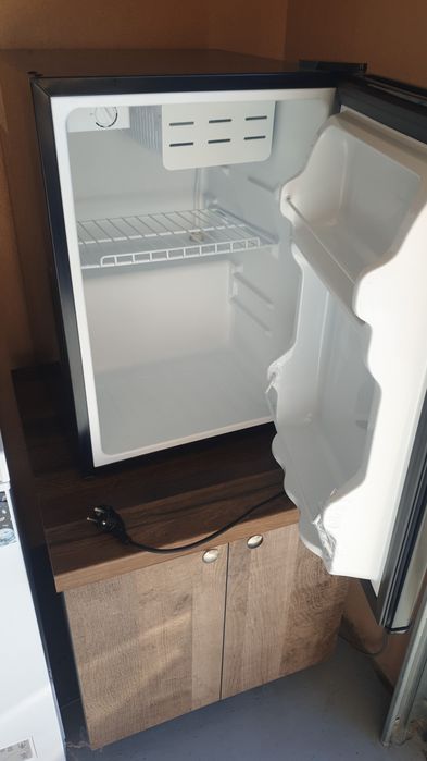 Frigider mini bar
