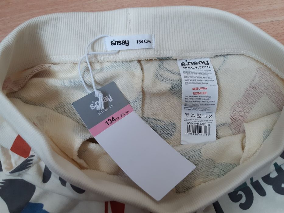 Лот нови дрехи за момче, размер 8-9 години