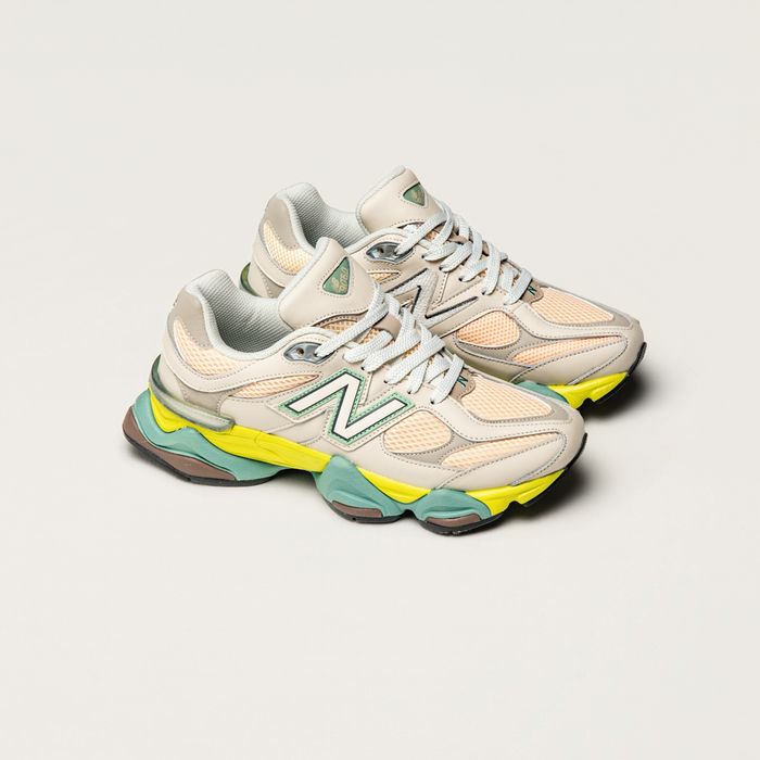 New Balance 9060 moonbeam