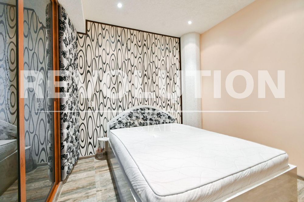 Тристаен апартамент в ж.к. Младост 1