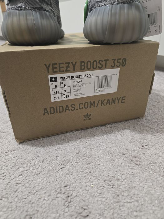 Yeezy  boost  350