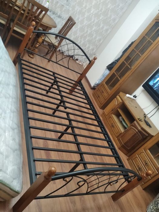 Срочно продам кровать 120×200 (полуторка)