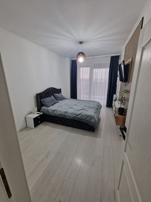 apartament 3 camere decomandat