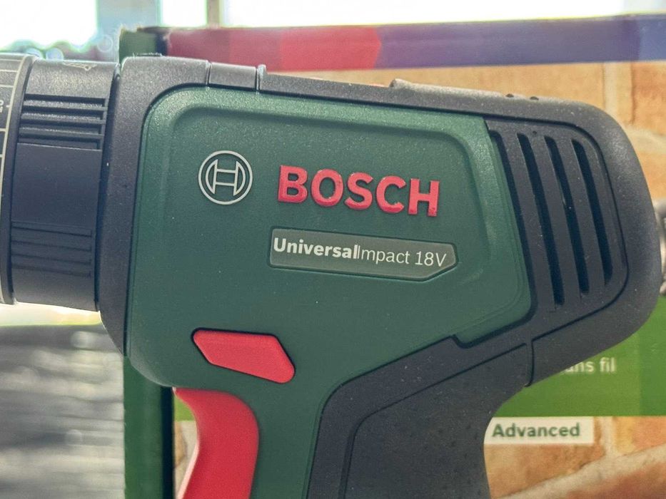 Акумулаторен ударен винтоверт BOSCH, без батерия и зарядно