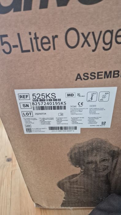 Concentrator oxigen DeVilbiss 5L - puțin utilizat