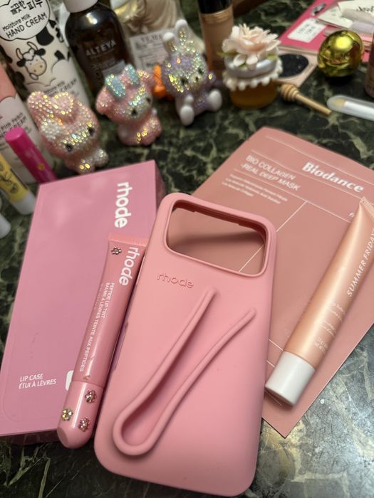 Rhode iphone 17pro case Ribbon