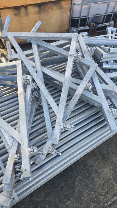 Поцинковано скеле -36лв м2