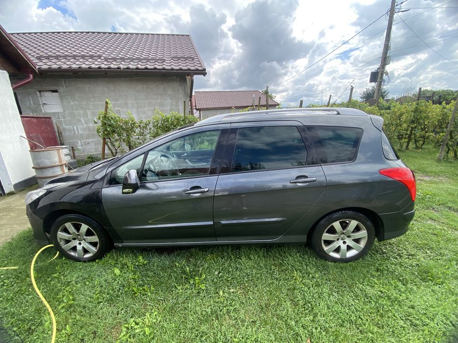 Piese Peugeot 308 an 2011 euro 5 1.6 hdi motor perfect functional