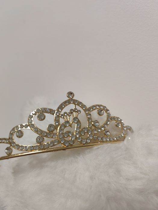 Diadema mireasa tip printesa