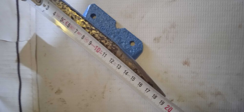 стара малка наковалня от осемдесетте години