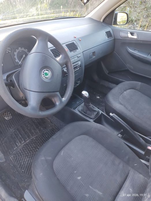 VÎND SCODA FABIA  stare foarte buna