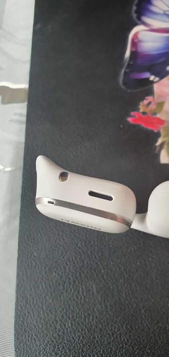 Безжична слушалкa HUAWEI FreeArc,сива само една!