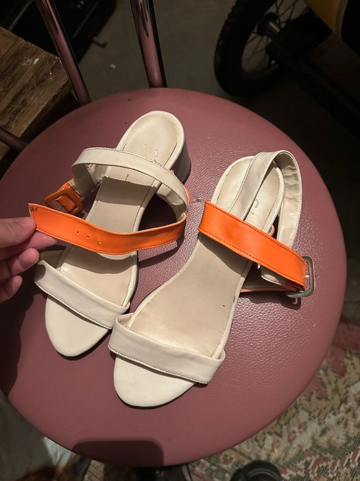 Босоножка 38 размера