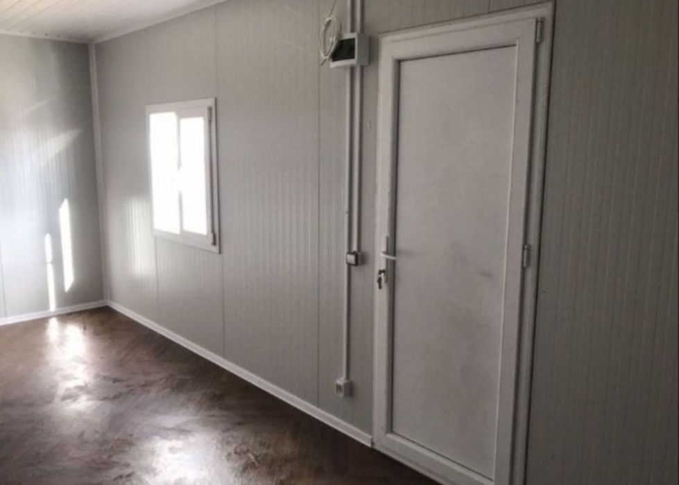 Vindem containere standard