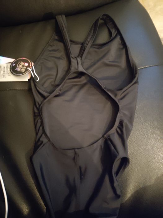 Купальник закрытый