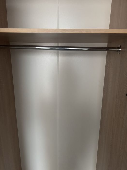 Новая кравать с матрасом и шкаф