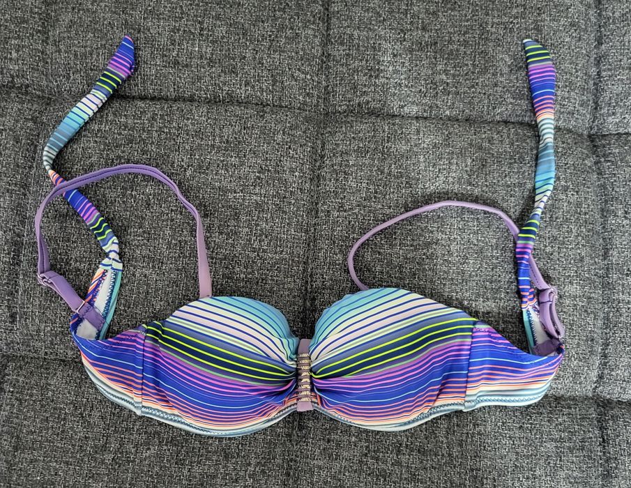 Отдам купальники и плавки