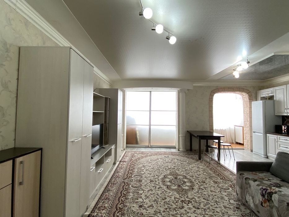 3х комнатная распашонка район ЕНУ