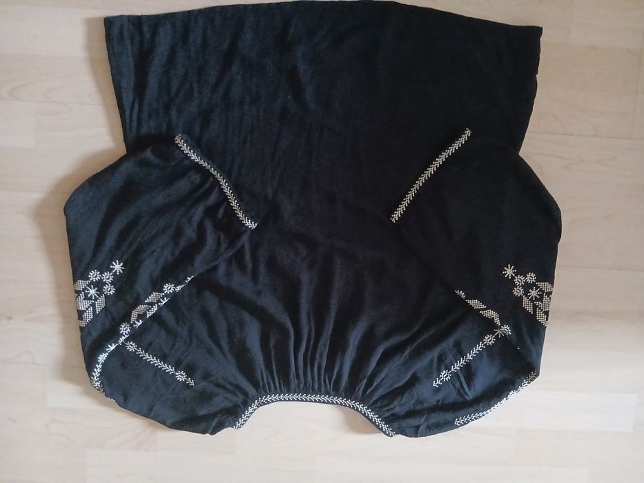 Bluza motive boho/ etnice neagra / broderie crem / S-L / maneci 3/4