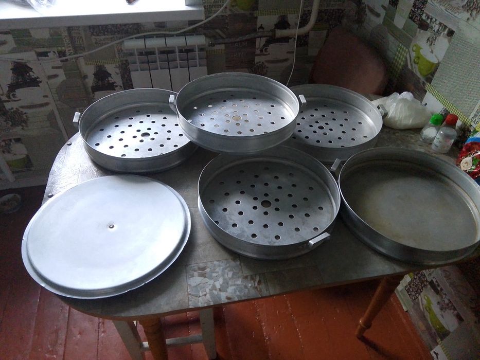 Продается мантоварка большая