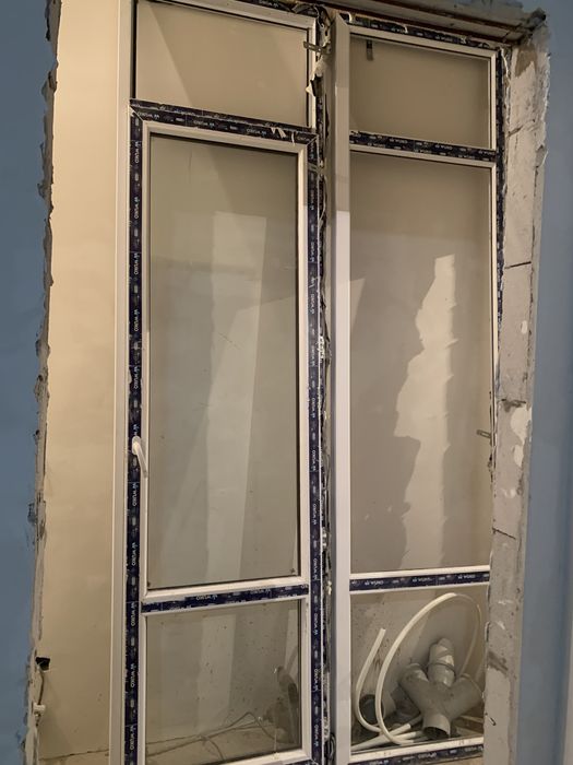 Окно балконное Бу