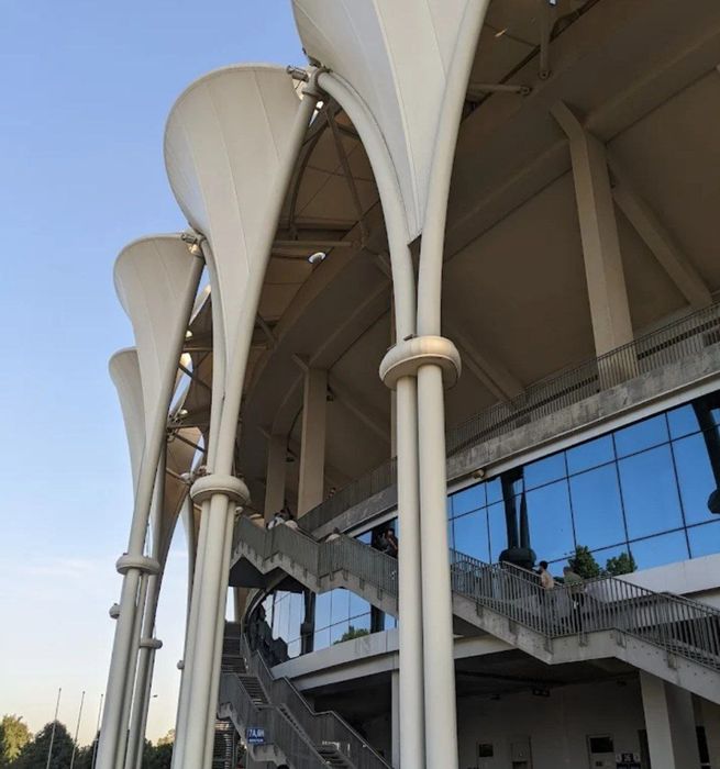 Аренда‼️ Чиланзар-4 квартал с условиями Галерейка 200у.е.