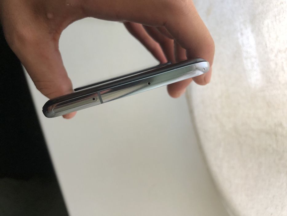 Samsung s10 5g sotuvda