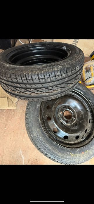 Два броя Гуми Continental 185/55 R15 82H с желязна джанта