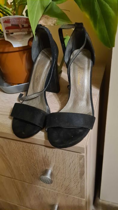 дамски сандали на ток