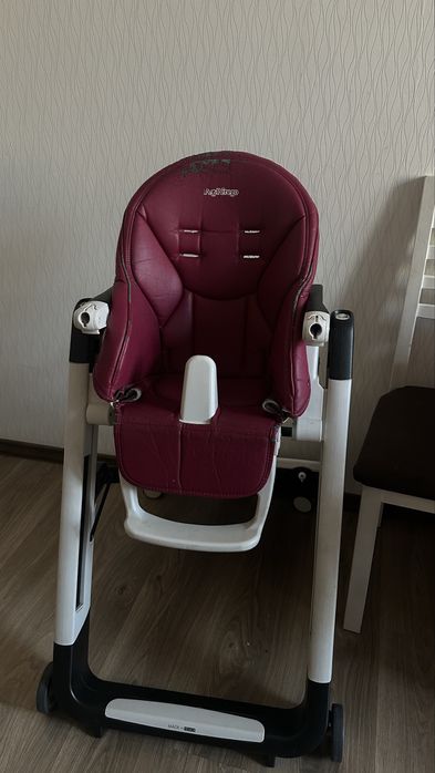 Стульчик для кормления Peg Perego