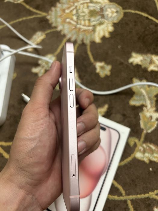 Продам Iphone 15 128гб