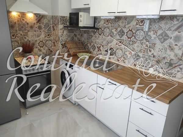 Двустан Обзаведен Възраждане ! Три отделни стаи !