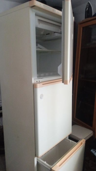 Холодильник хорошо работает есть торг