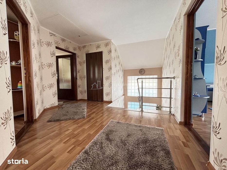 Casa - Vila - str. Piatra Craiului