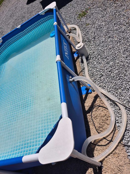 Piscina  cu pompa și covor de încălzire apa