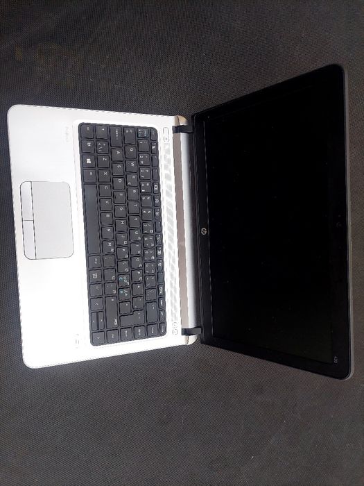 Laptop HP 430 g3