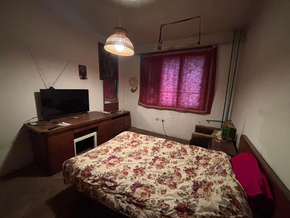 Продава се Двустаен апартамент в София, Център - 63 кв.м за 2024 €/кв.м - Снимка #3