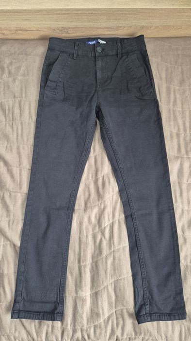 Черен чино панталон Okaidi, 134-140 см