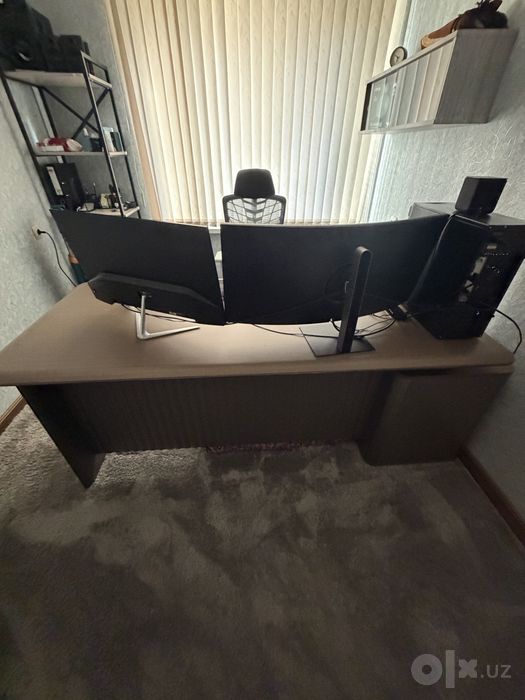 Стол руководительский Mebel House