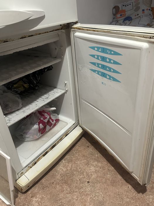 Продам холодильник