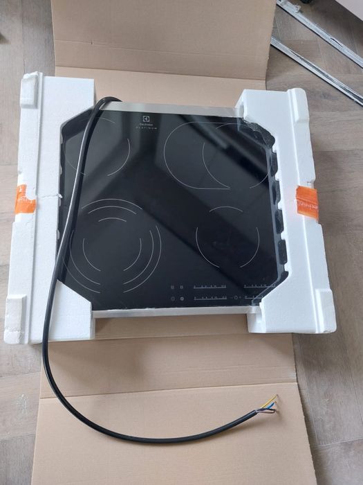 Электрик  адекватный